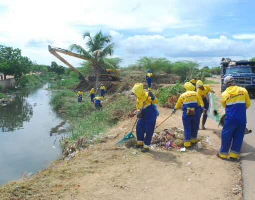 Cañadas Los Pescadores y 12 de Octubre intervenidas por la Alcaldía marabina