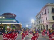 Zulia rinde homenaje a la danza con histórico despliegue de 1.500 bailarines en la Plaza Baralt