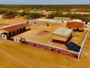 Gobernador Caldera Inaugura Escuela Básica Juan Fernández en el hito 1 de la Guajira