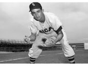 Luis Aparicio como gloria deportiva merece todos los honores