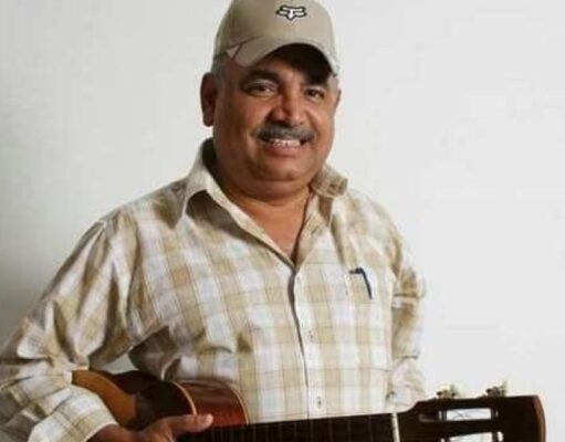 Renato Aguirrre se marchó