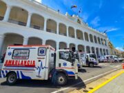 Luis Caldera entregó seis ambulancias más para un total de 45
