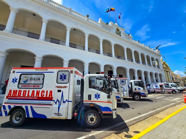 Ambulancias-Caldera2.jpg