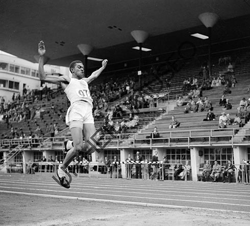 Arnoldo-Devonish-gana-la-primera-medalla-olimpica-para-Venezuela.jpg