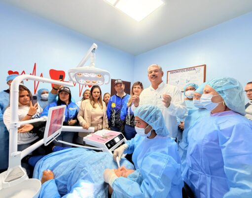 LA CAÑADA: Luis Caldera entregó rehabilitado el Hospital I Concepción