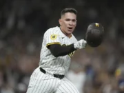 Freddy Fermín con jonrón cortó racha negativa de San Diego