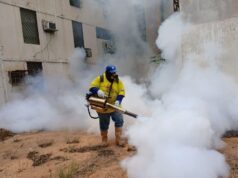 Fumigación en Lago Azul benefició a más de 1.400 personas