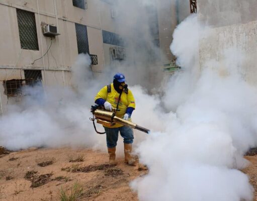Fumigación en Lago Azul benefició a más de 1.400 personas