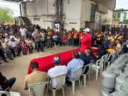 Gas a cuatro comunas llevó Luis Caldera con su Plan Cayapa