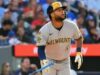 Jackson Chourio: 5 jonrones en 5 juegos y 7 en junio