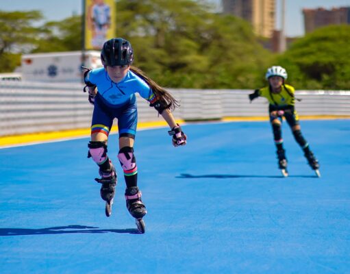 Luis Caldera y el ministro de Deporte inauguraron el Patinódromo «Alfredo León Moreno» en la Vereda del Lago