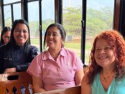 Un paseo a la Viceministra de Protección Social de las Mujeres por la Ruta Patrimonial del Tranvía