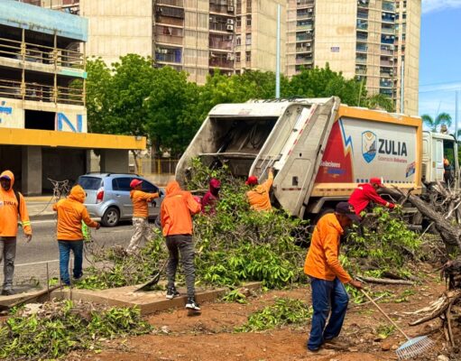 Gobernación del Zulia mantiene despliegue especial tras fuertes lluvias de este domingo 26 de julio