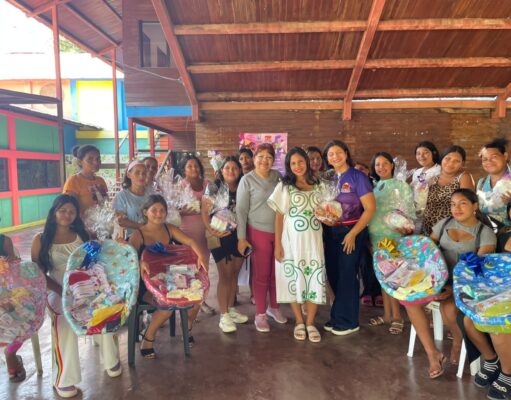 ¡Del Círculo de Madres!: Instituto Municipal de la mujer entrega canastillas a gestantes en Venancio Pulgar