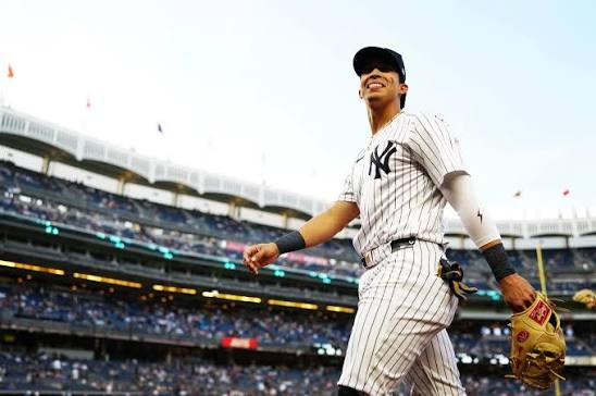 Oswaldo-Cabrera.jpg