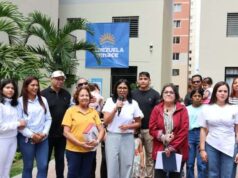 Más viviendas entregó presidenta Delcy a los afectados del doble terremoto