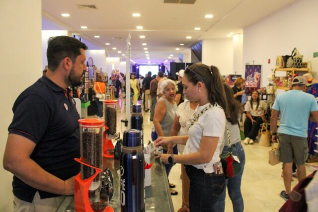 Vitrina-turistica.jpg