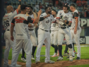 Águilas selló segundo triunfo por blanqueada