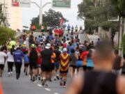 El asfalto de la ciclovía vibró con el II Acuatlón Fundación Mariaelena