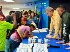 Gobernador Luis Caldera scompaña entrega de los primeros financiamientos de proyectos a 292 circuitos comunales y comunas