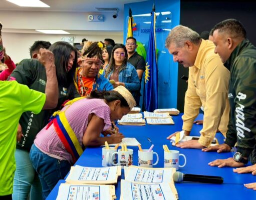 Gobernador Luis Caldera scompaña entrega de los primeros financiamientos de proyectos a 292 circuitos comunales y comunas