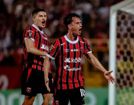 COPA CENTROAMERICANA: Alajuelense a la final de la mano del venezolano Añor