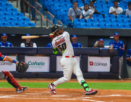 Leones vapuleó a La Guaira 9 por 2