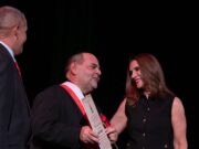 50 años de trayectoria: Alcaldía Bolivariana de Maracaibo condecoró con la Orden “San Sebastián” a Óscar Valencia