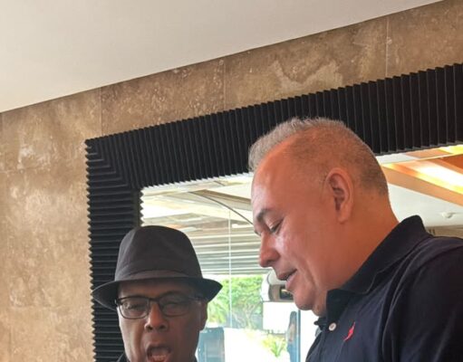 ¡Ramón Orlando llegó con el sabor del merengue a las festividades hoy en Maracaibo!