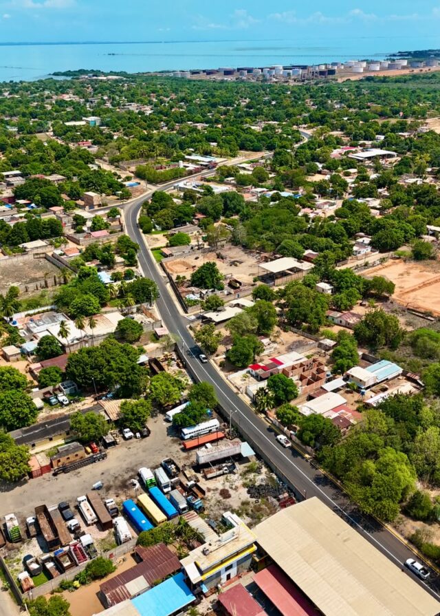Via-El-Bajo.jpg